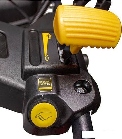 Колёсная газонокосилка Champion LM5346E