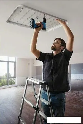 Ударная дрель-шуруповерт Bosch GSB 185-LI Professional 06019K3003 (без АКБ, кейс)