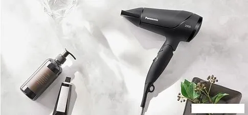 Фен Panasonic EH-ND65-K685