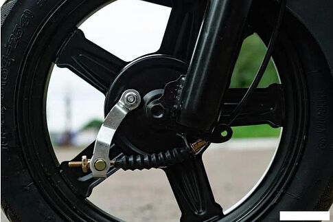 Электроскутер AVM Delta One (серый)