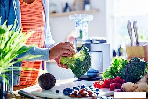 Соковыжималка Philips HR1945/80