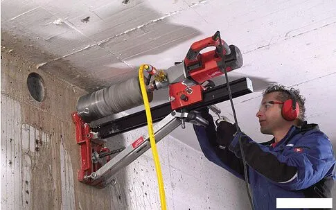 Дрель алмазного сверления Milwaukee DD 3-152 [4933428000]