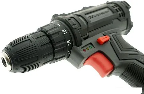 Дрель-шуруповерт Энергомаш ДШ-14К (с 2-мя АКБ, кейс)