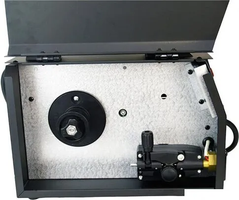 Сварочный инвертор Brait MIG-220LE