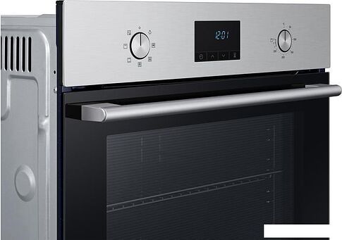 Электрический духовой шкаф Samsung NV68A1110BS