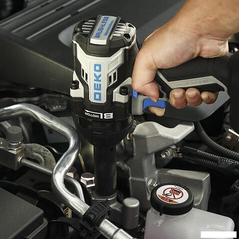 Гайковерт Deko ZKIS20 Pro Max 083-1088 (с 2-мя АКБ, кейс)