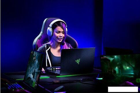 Наушники Razer Blackshark V2 Pro 2023 (белый)