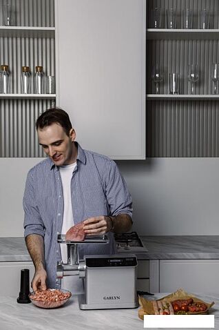 Мясорубка Garlyn Grind Pro