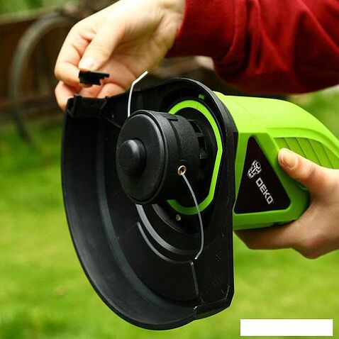 Триммер Deko DKTR550