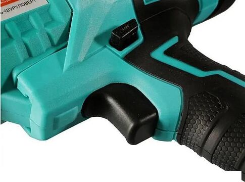 Дрель-шуруповерт Sturm CMT1802 (с 2-мя АКБ, кейс)