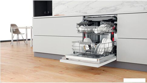 Встраиваемая посудомоечная машина Whirlpool WIS 7020 PEF