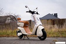 Электроскутер AVM Keren Stardust (белый)