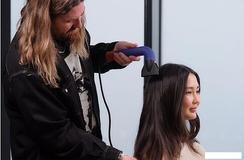 Фен Dyson Supersonic R HD18 (синий/топаз)