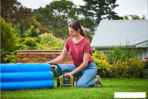 Автомобильный компрессор Ryobi R18MI-0 (без аккумулятора)