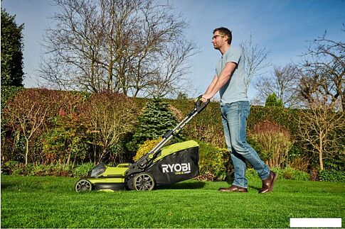 Газонокосилка Ryobi RY18LMX40B-0 (без АКБ)