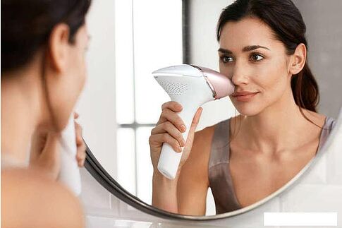 Фотоэпилятор Philips BRI959/00