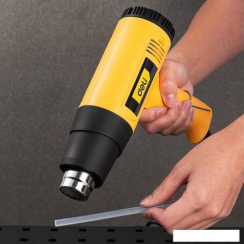 Промышленный фен Deli DL5200 103018