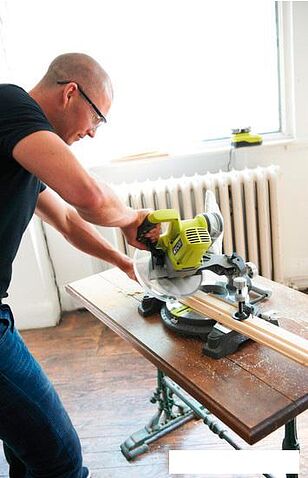 Дисковая пила Ryobi EMS190DCL [5133000932]