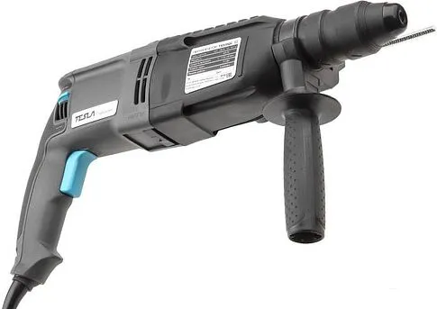 Перфоратор Tesla TR820QC
