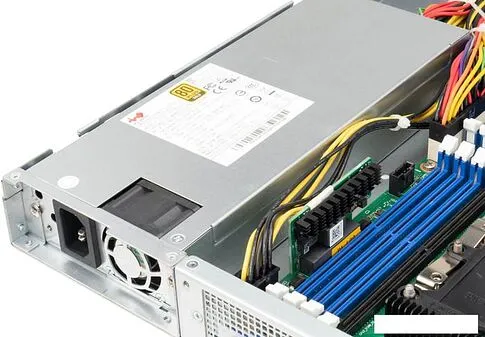 Сетевой накопитель In Win IW-RS104-07 650W