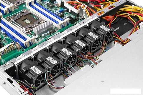 Сетевой накопитель In Win IW-RS110-07 650W