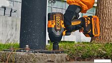 Гайковерт Ingco CIWLI2085 (с 2-мя АКБ, кейс)