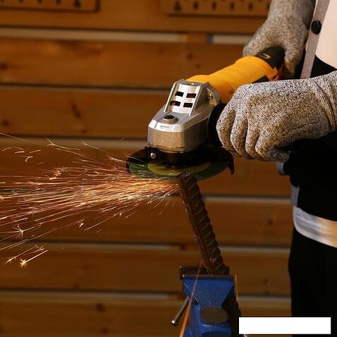 Угловая шлифмашина Deko DKAG1500