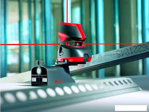 Лазерный нивелир Leica Lino L2P5