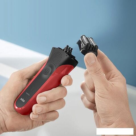 Электробритва Braun Series 3 300s (красный)