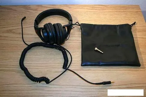 Наушники Shure SRH440