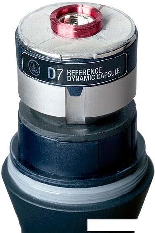 Микрофон AKG D7