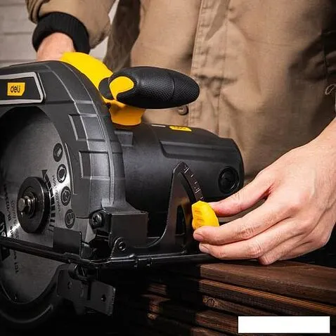 Дисковая (циркулярная) пила Deli DL-YJ235-E1 103012