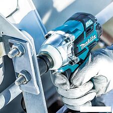 Шуруповерт Makita DTW285RTK (с 1-им АКБ, кейс)