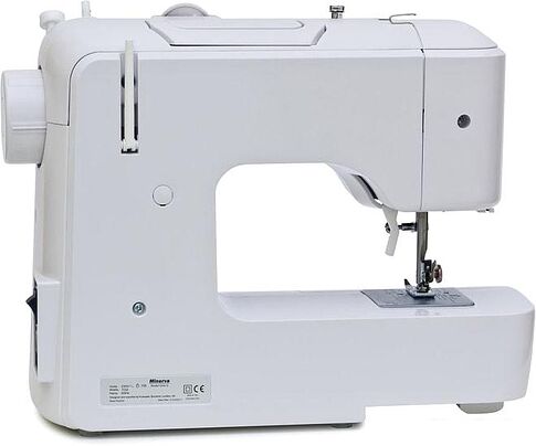 Электромеханическая швейная машина Minerva One G