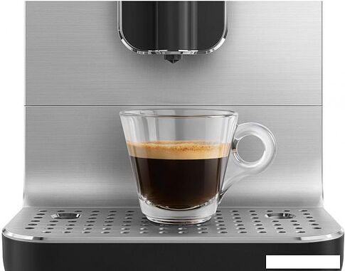 Кофемашина Smeg BCC11BLMEU