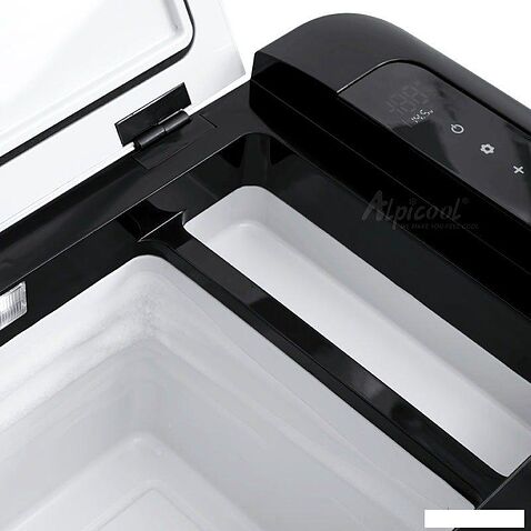 Компрессорный автохолодильник Alpicool K18 (с адаптером 220В)