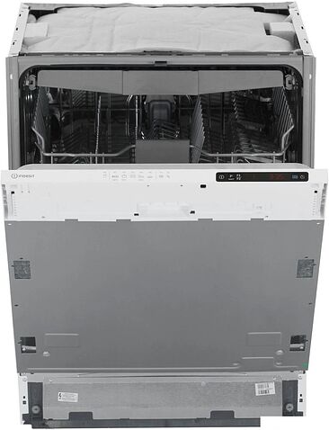 Встраиваемая посудомоечная машина Indesit DI 5C29