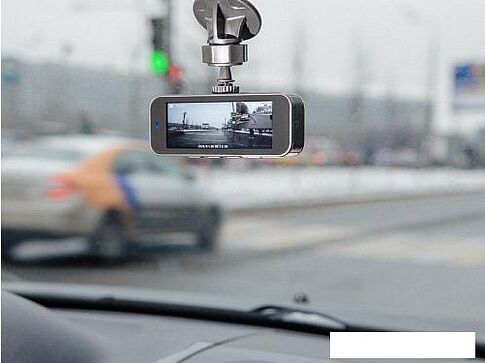 Автомобильный видеорегистратор Lexand LR19 Dual