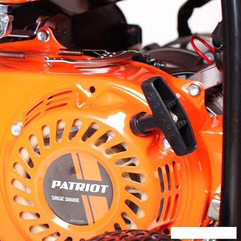 Бензиновый генератор Patriot SRGE 3800E