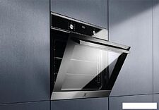 Электрический духовой шкаф Electrolux SurroundCook 600 EOF5C50BX Электрический духовой шкаф Electrolux SurroundCook 600 EOF5C50BX