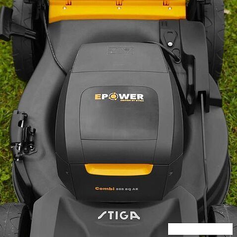 Газонокосилка Stiga Combi 955 SQ AE 294557898/ST1 (без АКБ)