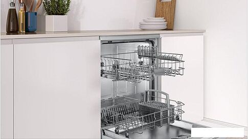 Посудомоечная машина Bosch SMS25AI07E