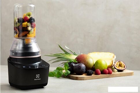 Стационарный блендер Electrolux E7CB1-4GB