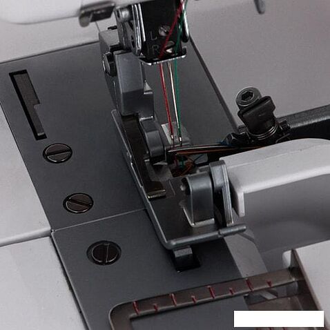 Оверлок Comfort 150