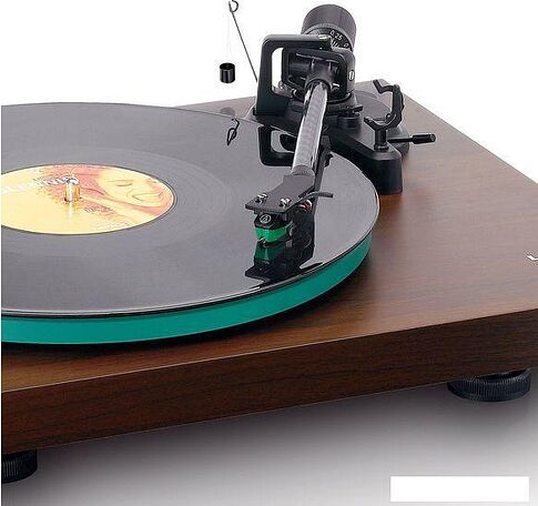 Виниловый проигрыватель Lenco LBT-225