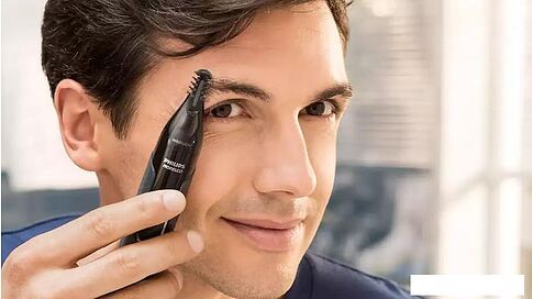 Триммер для носа и ушей Philips Norelco NT3600/42