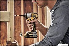 Винтоверт DeWalt DCF840N (без АКБ)