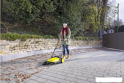 Подметальная машина Karcher Handkehrmaschine S4 1.766-320.0