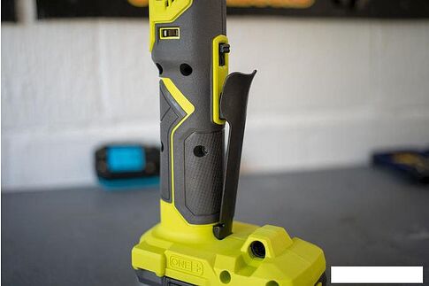 Угловая дрель Ryobi R18RW2-0 5133004833 (без АКБ)