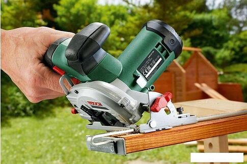 Дисковая пила Bosch UniversalCirc 12 [06033C7002]